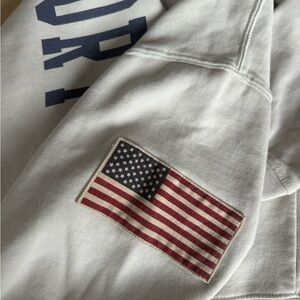 Brandy Melville Newport Sweatshirt